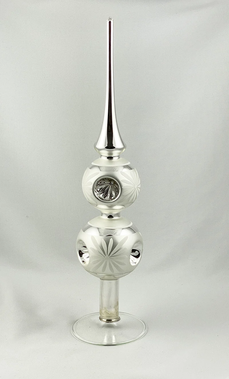 Baumspitze Silber, zwei Kugeln mit Reflex, mit weissem Blüten-Motiv