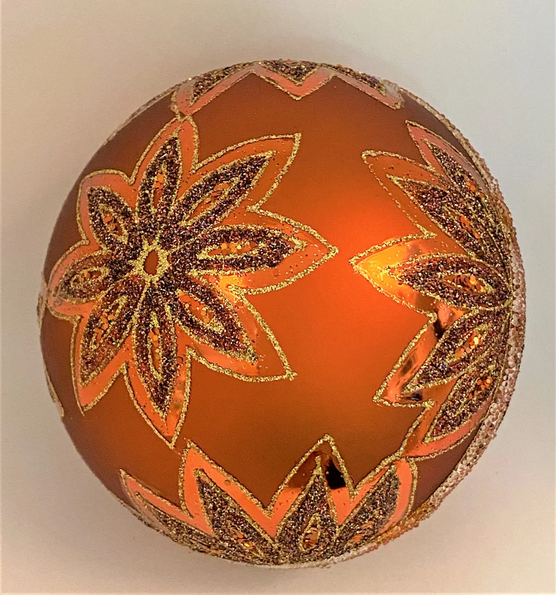 Kugel kupfer mit stilisierter Blüte