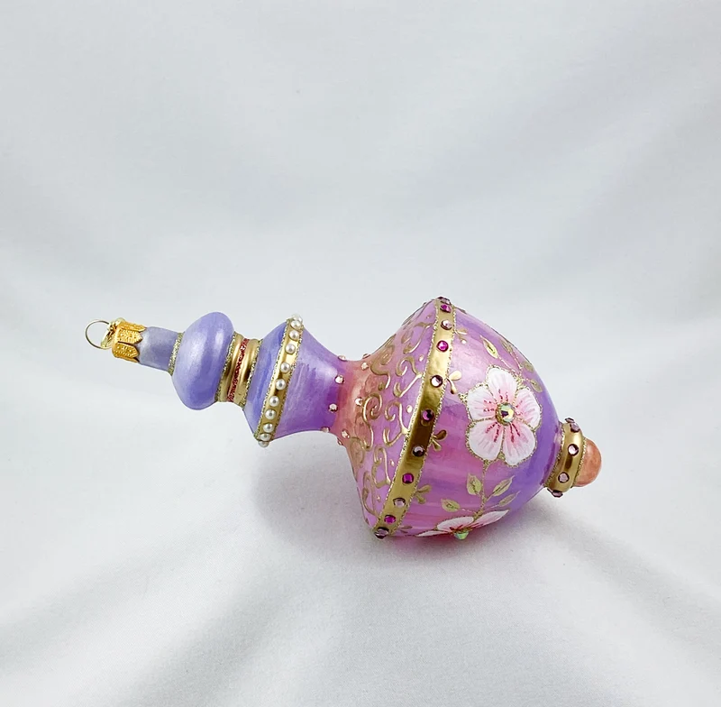 Stundenglas Form in lavendel und lila mit rosa Blüten und Glitzersteinen, GlitterLab