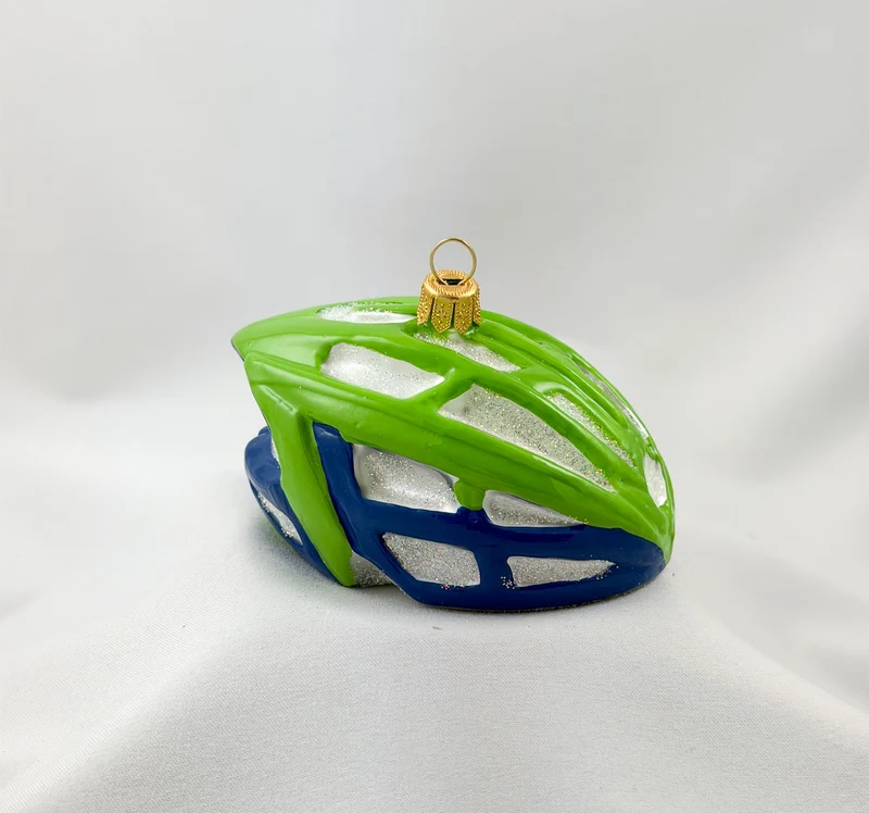 Grüner Fahrrad-Helm