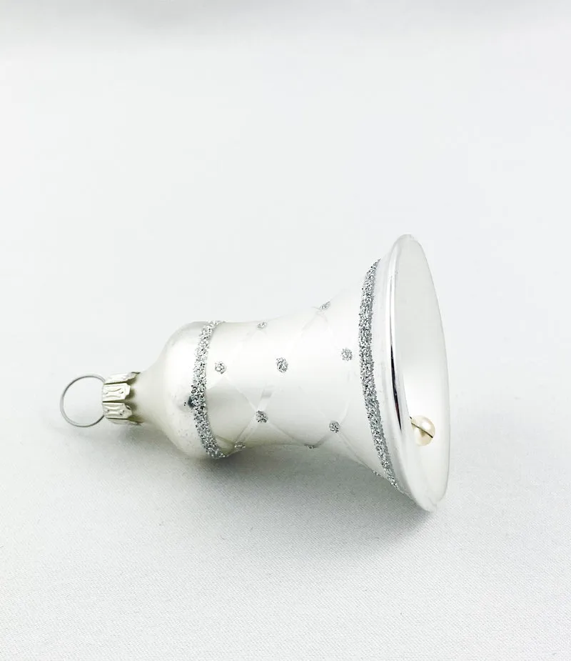 Weihnachts-Glöckchen silber mit Rautenmuster