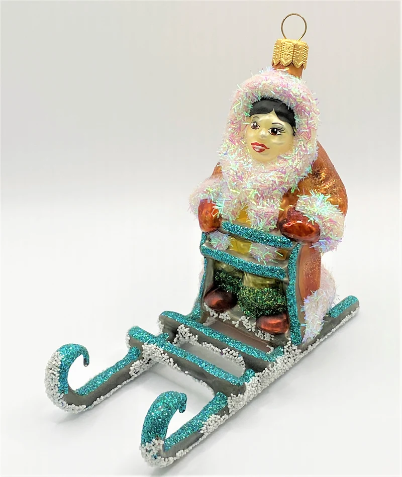Inuit mit Schlitten