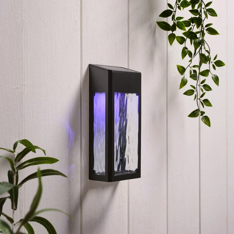 LED Solar Wandleuchte aus Glas schwarz