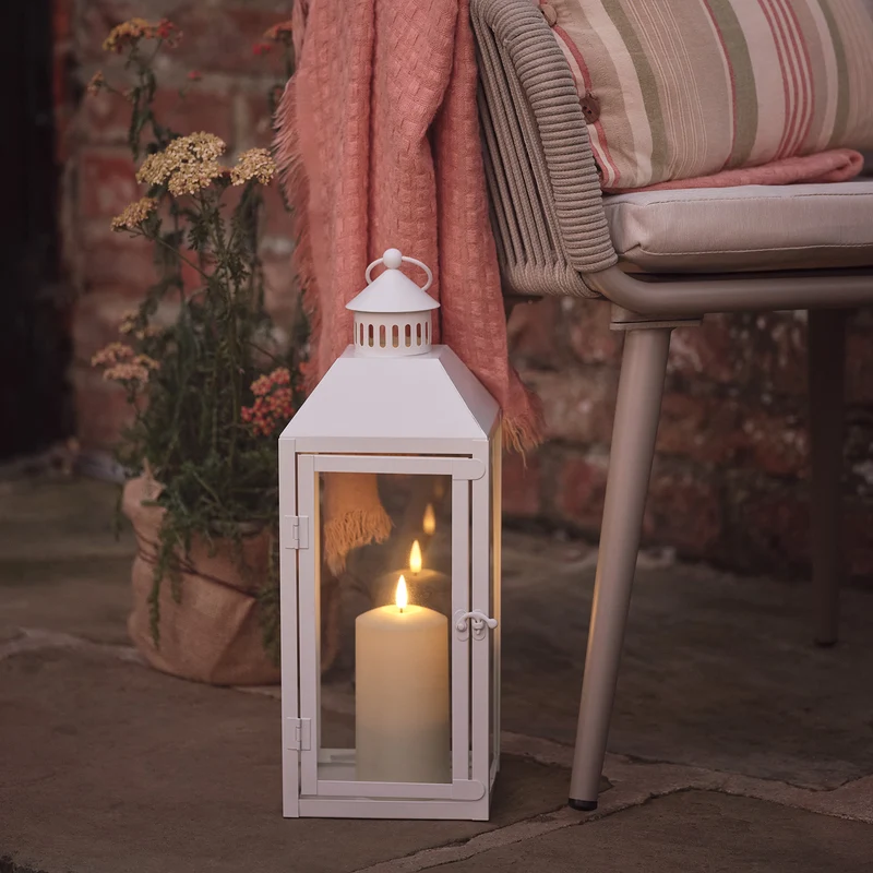 2er Set Perth Metall Laternen weiß mit TruGlow® Outdoor Kerzen mit Fernbedienung