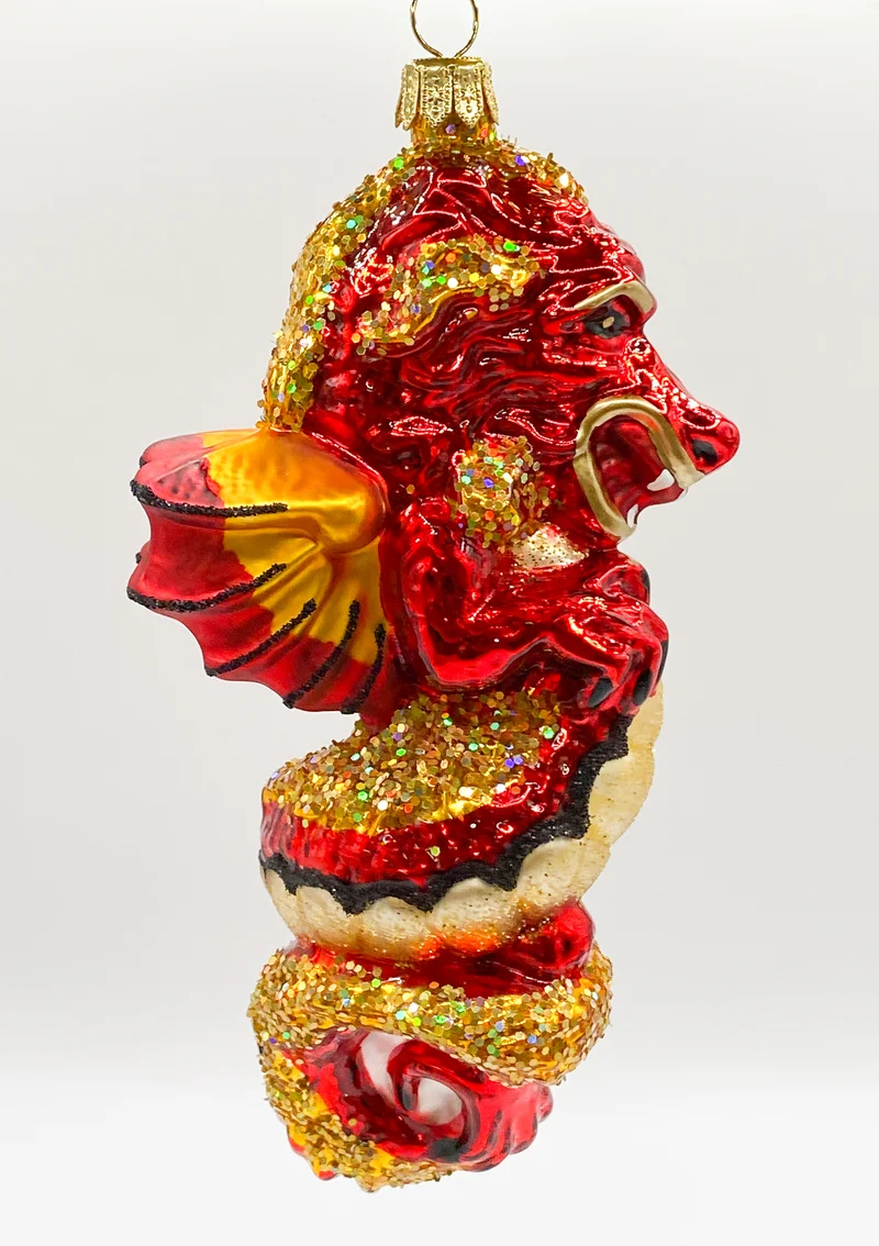 Rotgoldener chinesischer Drachen
