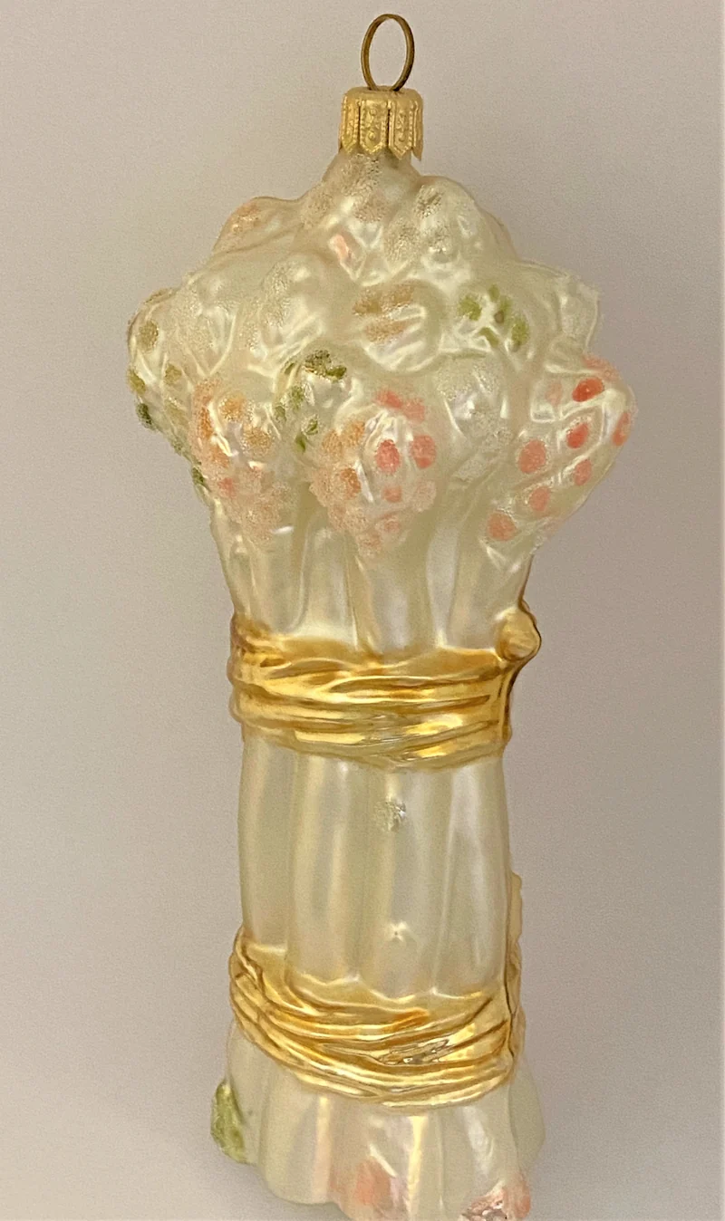 Bund weisser Spargel