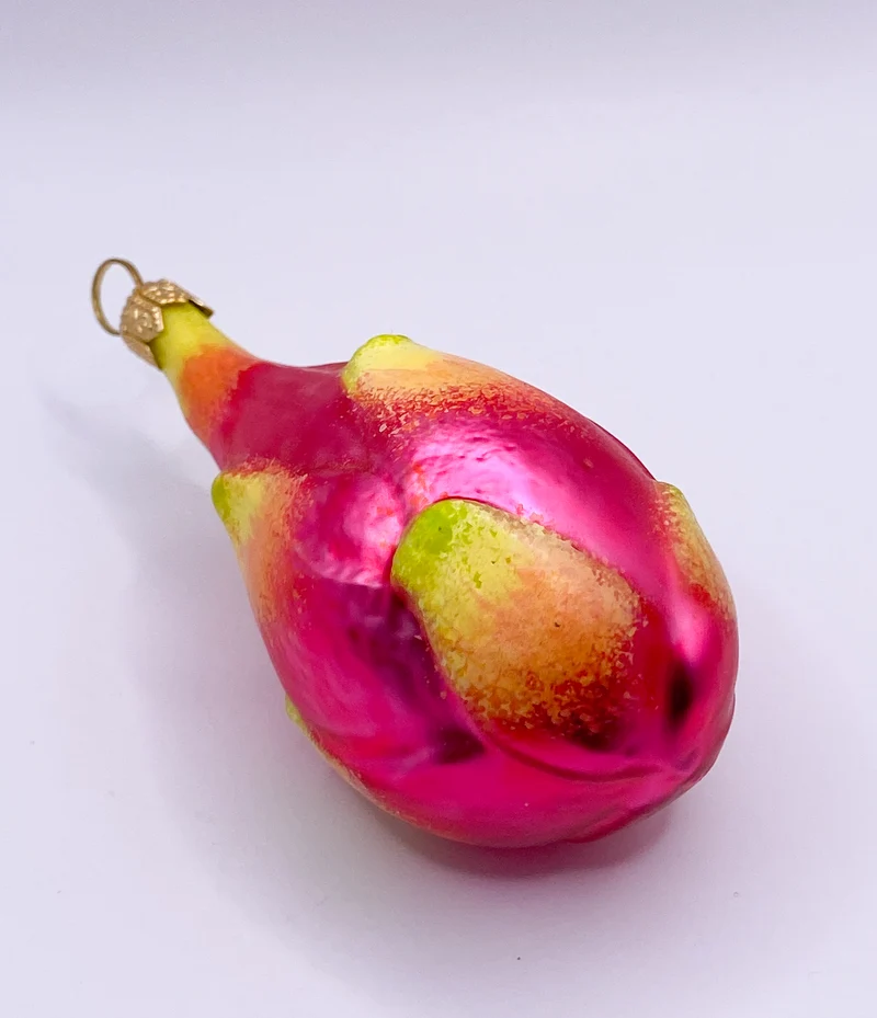 Ganze Drachenfrucht