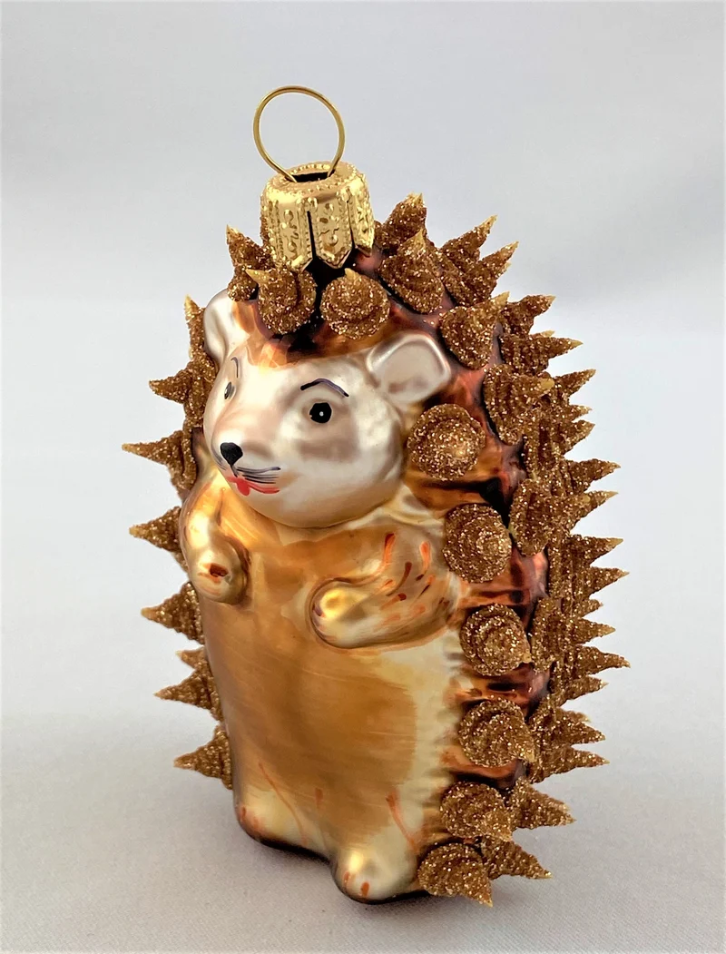 Igel aufrecht stehend