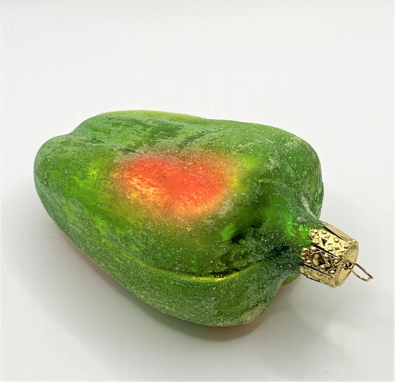 Grüne Peperoni mit Glimmer