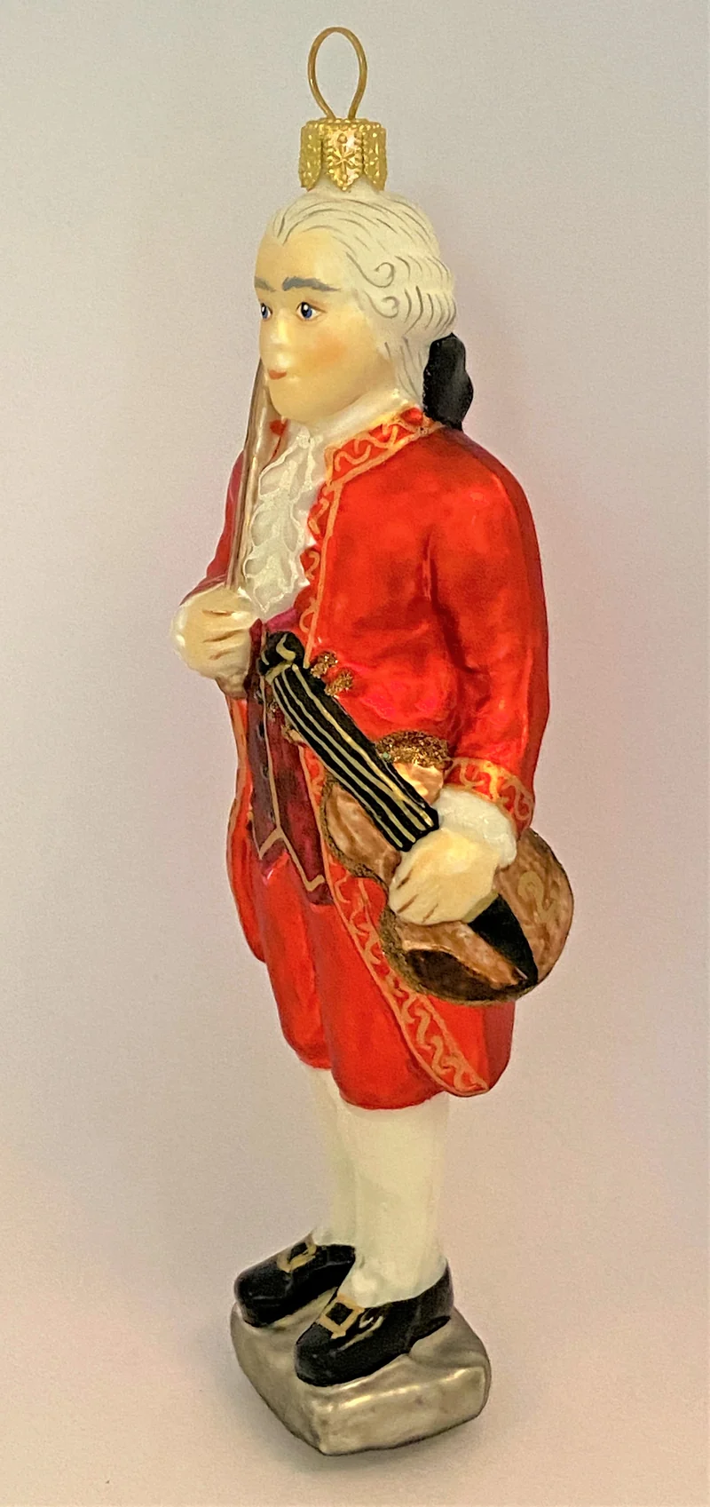Mozart, stehend mit Geige