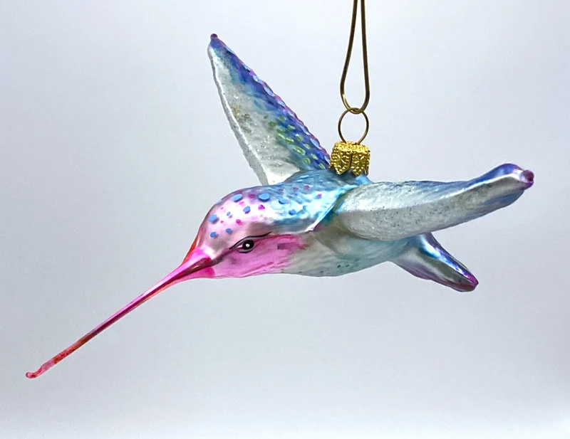 Kolibri Flügel ausgebreitet, Schnabel pink