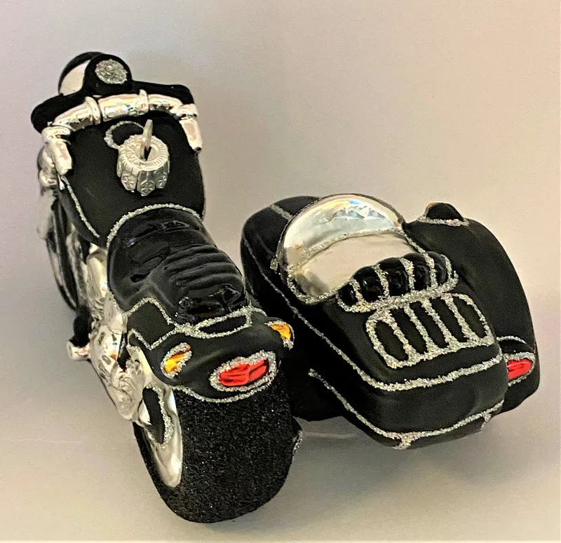 Motorrad mit Seitenwagen