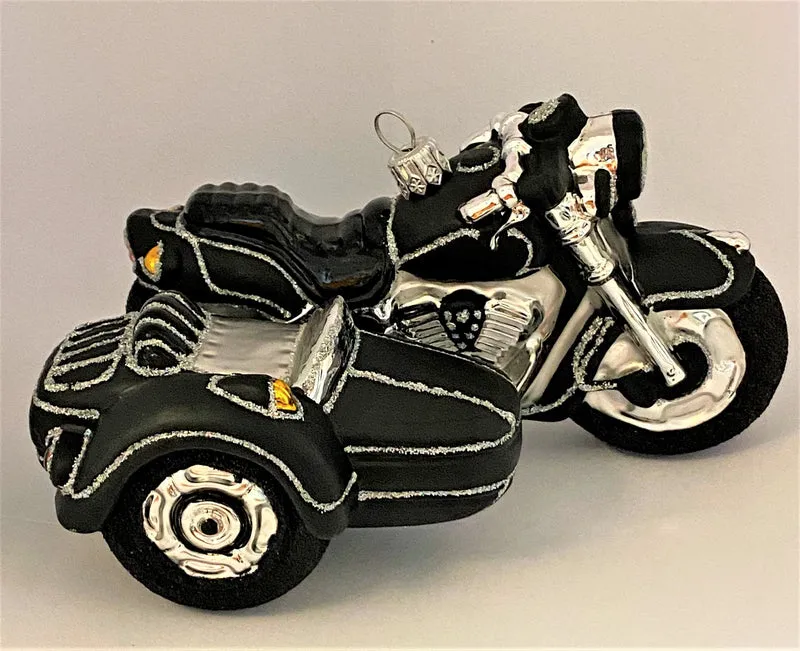 Motorrad mit Seitenwagen
