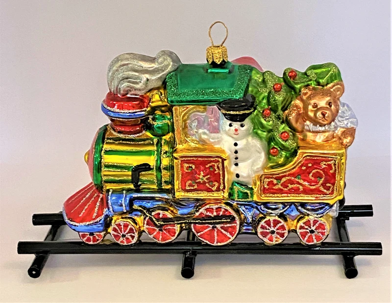 Santa bringt die Geschenke mit der Lokomotive