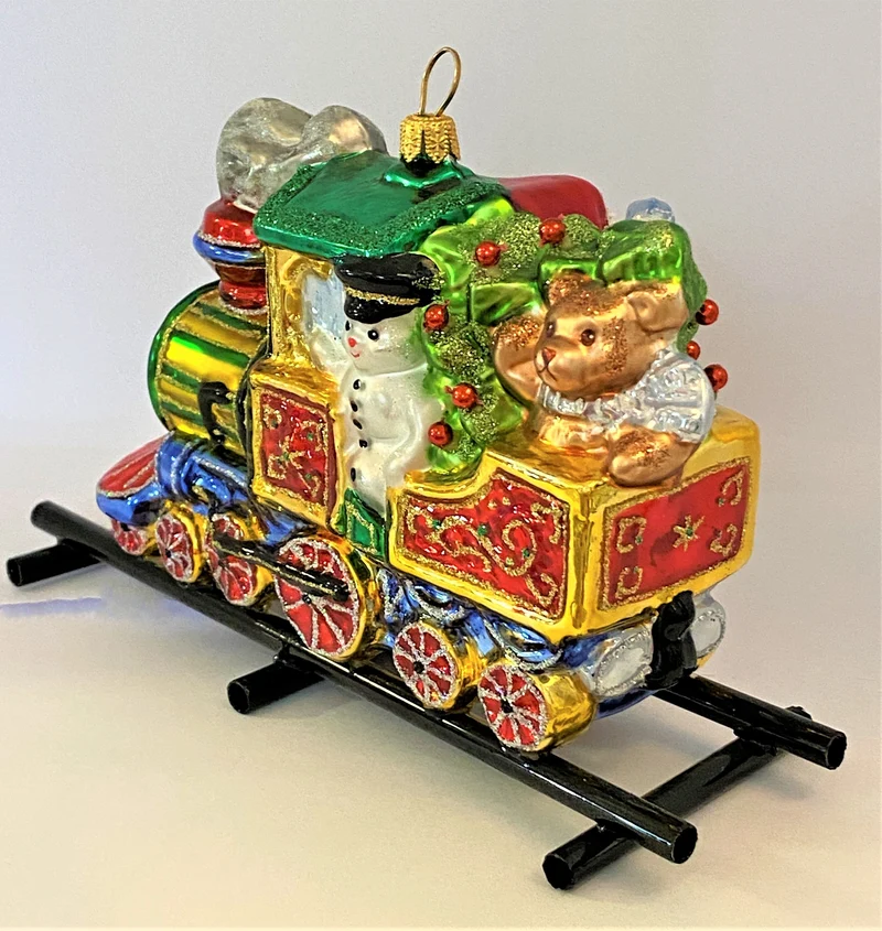 Santa bringt die Geschenke mit der Lokomotive