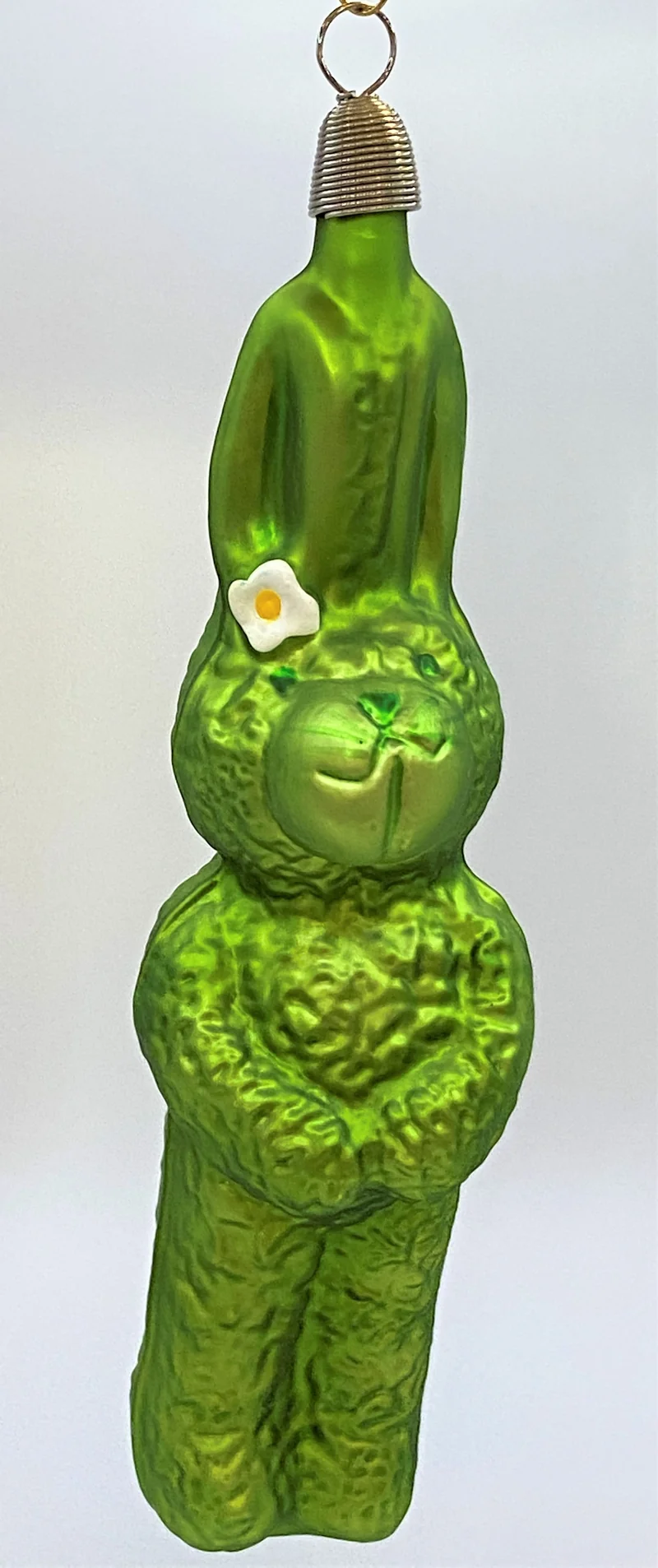 Osterhase in Grün