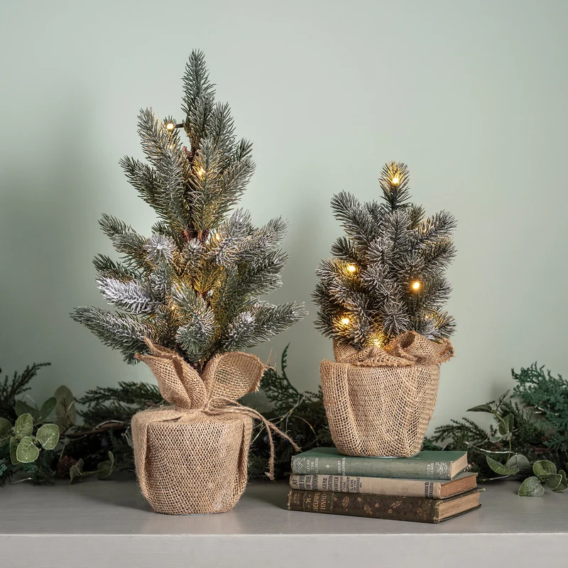 30cm Aspen LED Tisch Mini Weihnachtsbaum