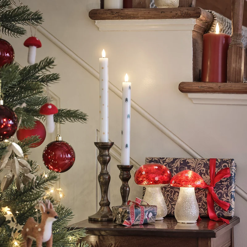 4er Set TruGlow® LED Stabkerzen Echtwachs mit Weihnachtsbäumen