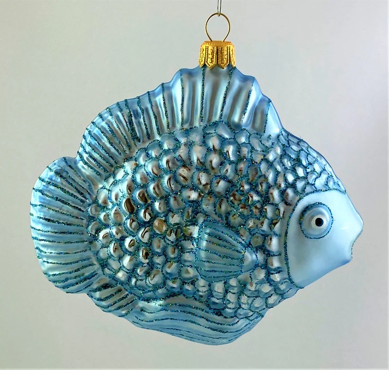 Grosser hellblauer Fisch