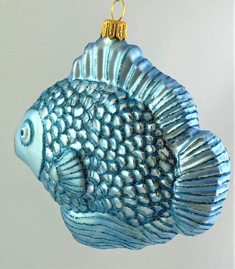 Grosser hellblauer Fisch