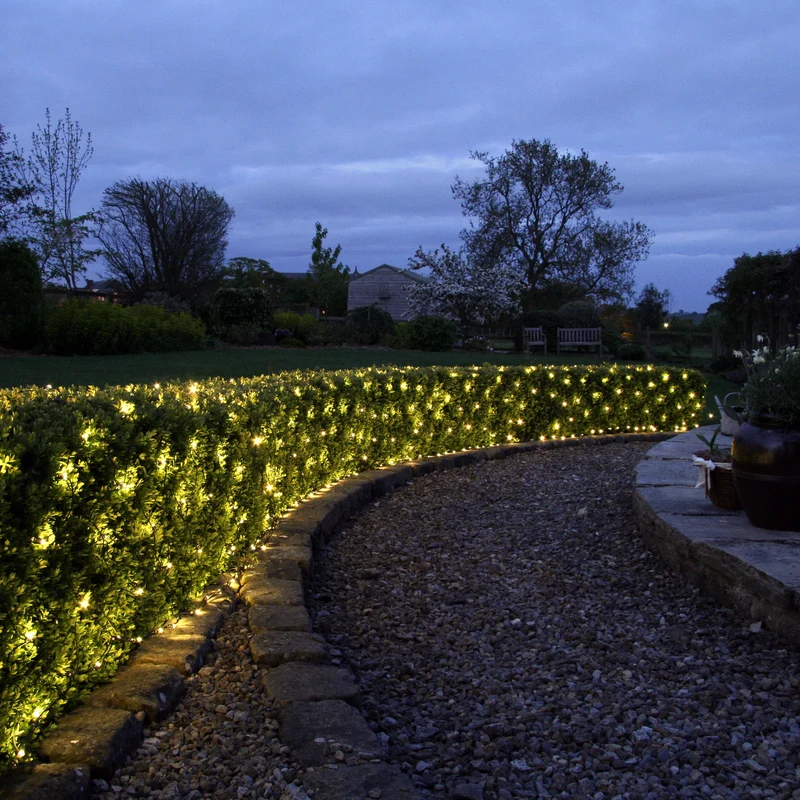 Core Connect 2m x 2m 140er LED Lichternetz warmweiß koppelbar grünes Kabel