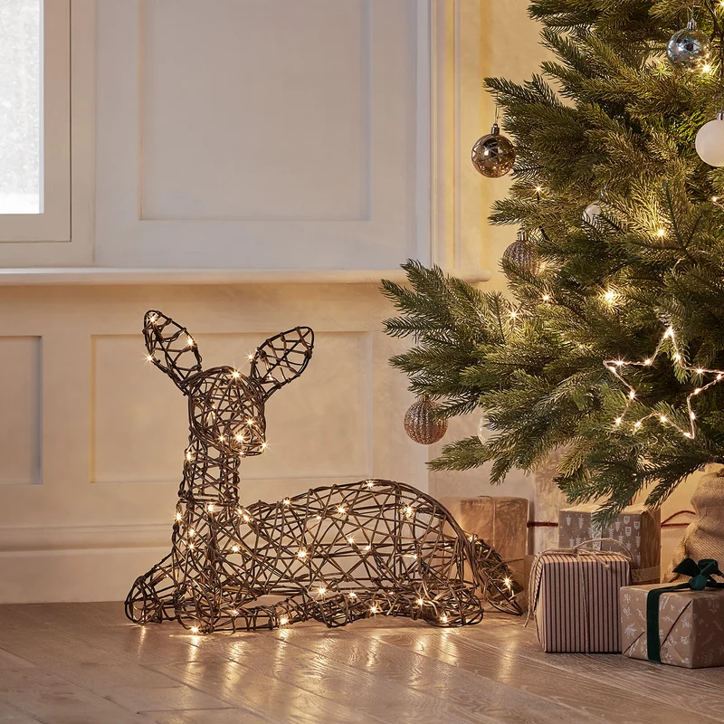Liegendes LED-Rentier Rehkitz Studley