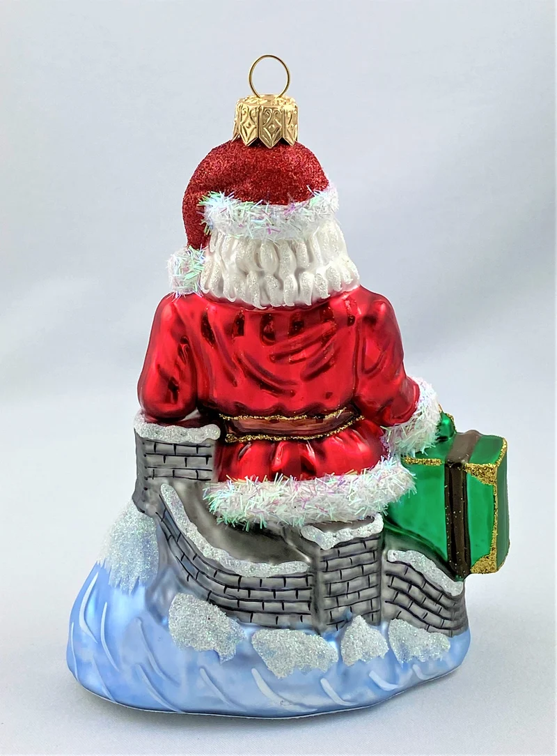 Santa Claus mit chinesischer Mauer