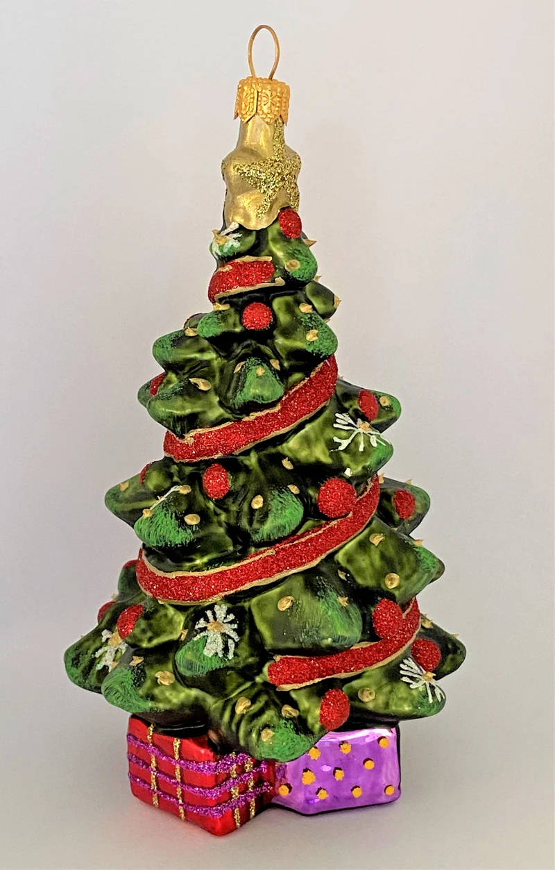 Christbaum mit roten Kugeln und rotem Band, KOMOZJA MOSTOWSKI