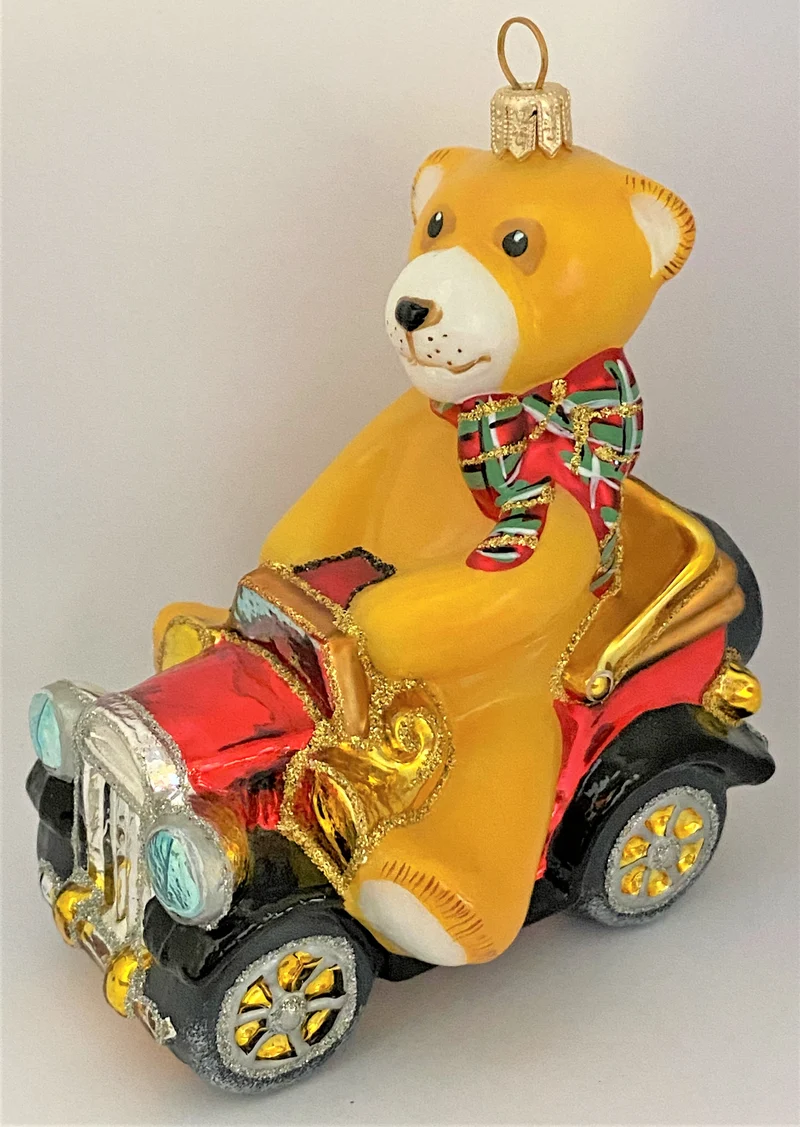 Teddy-Bär im roten Cabriolet, KOMOZJA MOSTOWSKI