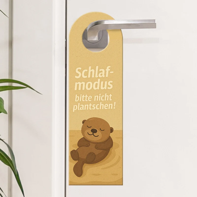 Schlafmodus Otter Willkommen Türhänger mit Spruch