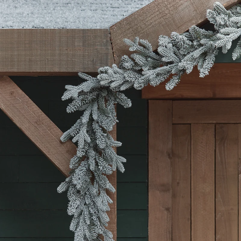 2,5m verschneite Outdoor-Girlande mit Beleuchtung