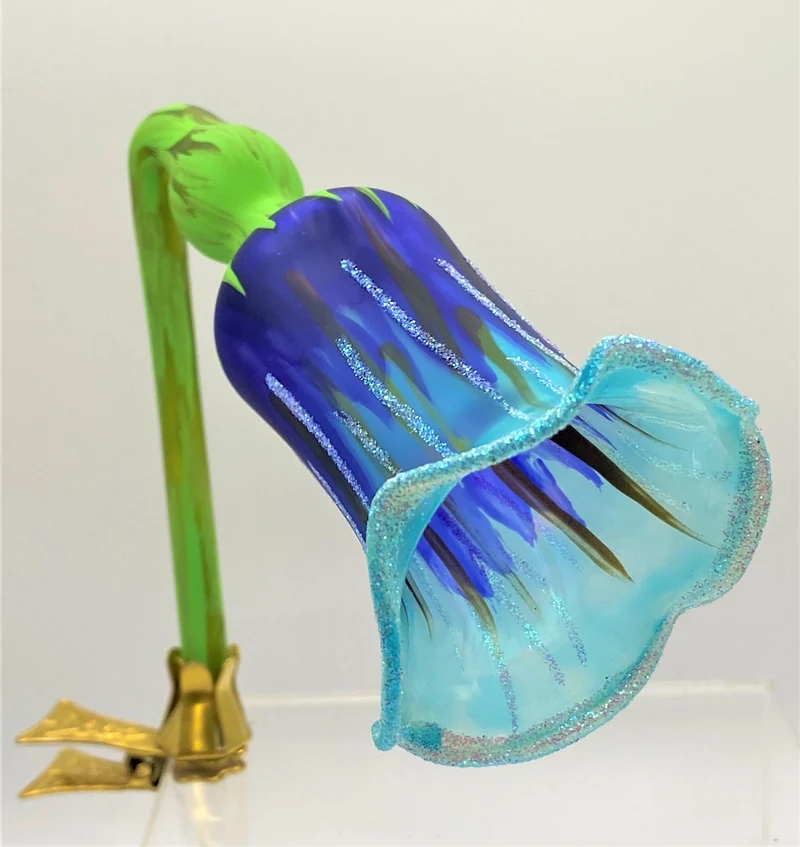 Glockenblume, blau auf Clip