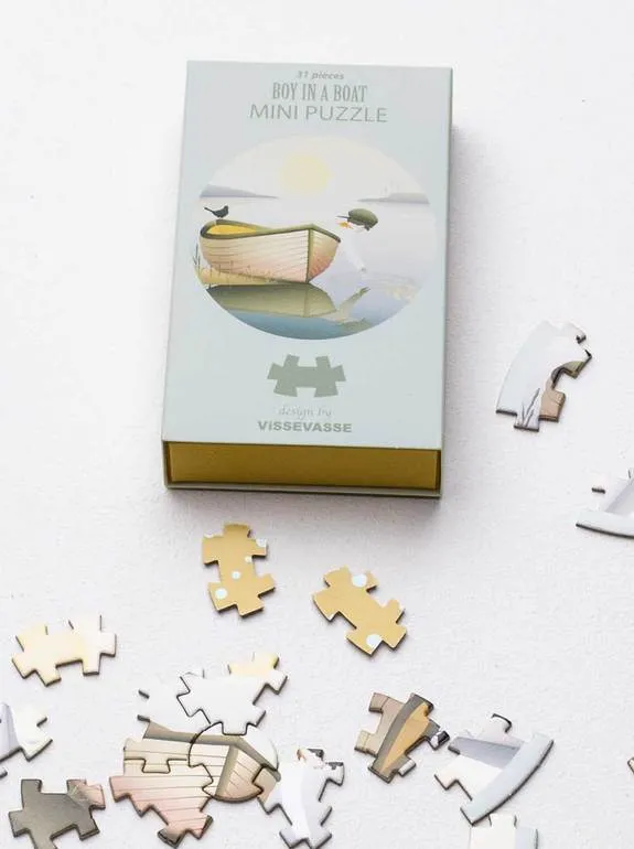BOY IN A BOAT - mini puzzle