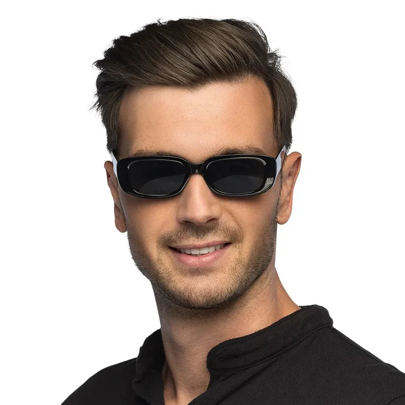 Schwarze Techno-Brille