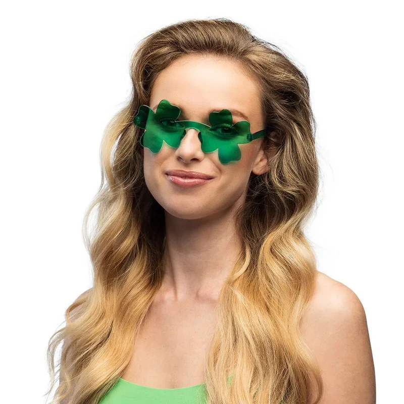 St. Patrick’s Day-Brille mit vierblättrigem Kleeblatt