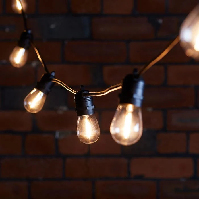 Ultimate Connect 15m 30er LED Lichterkette Glühbirnen warmweiß koppelbar schwarzes Kabel