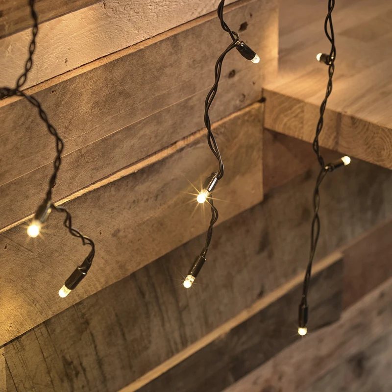 Core Connect 4m x 2m 384er LED Lichtervorhang warmweiß koppelbar schwarzes Kabel