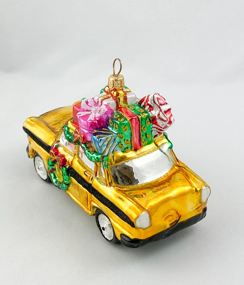 New York Taxi mit vielen Geschenken