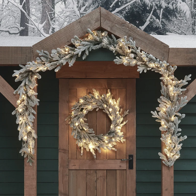 60cm verschneiter Outdoor-Kranz und 2m Weihnachtsgirlande mit Beleuchtung