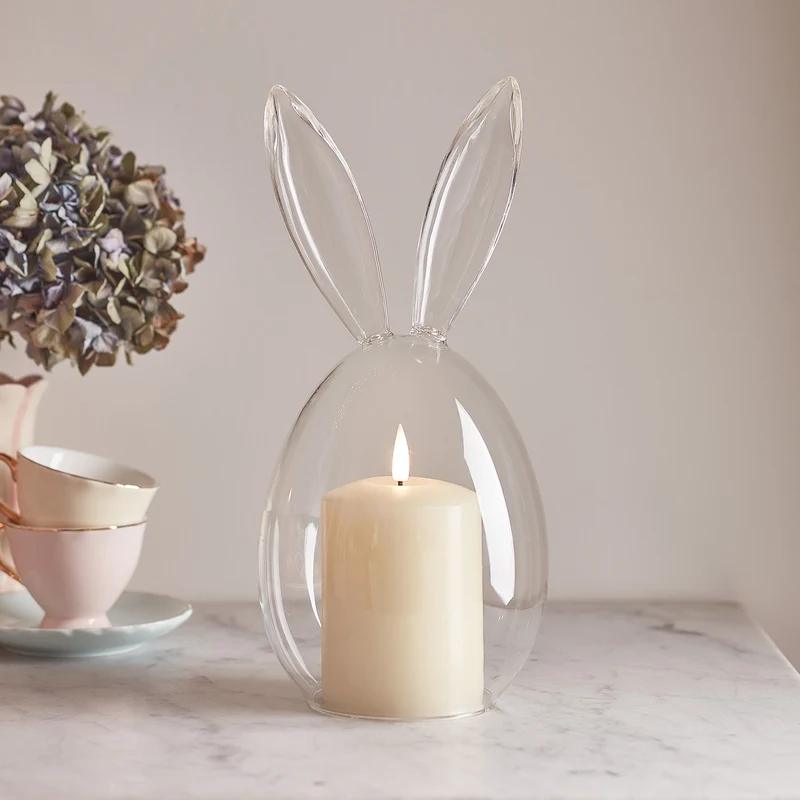 Osterhasen Glasglocke und TruGlow® Kerze