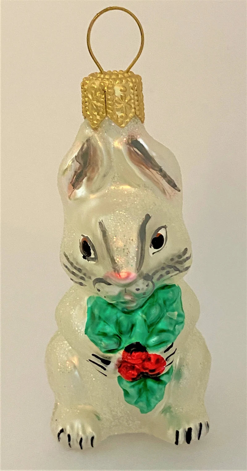 Kleiner weisser Hase