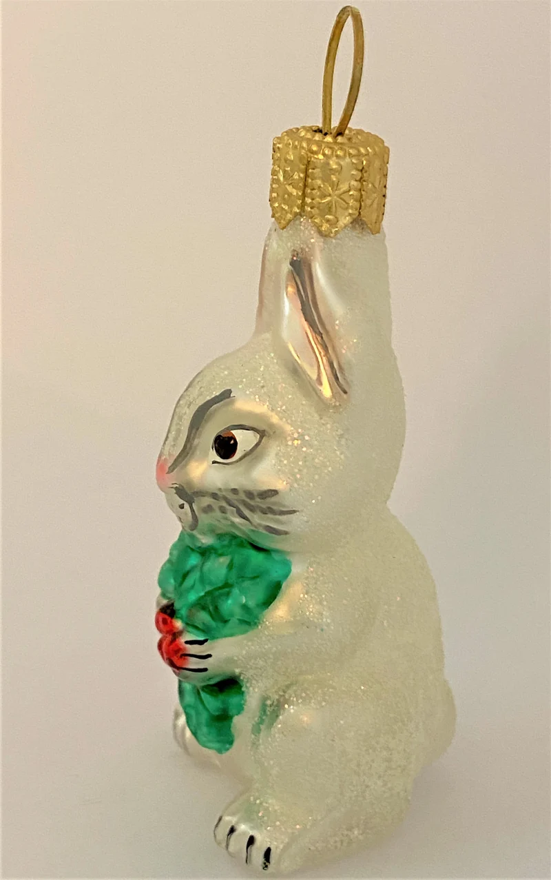 Kleiner weisser Hase