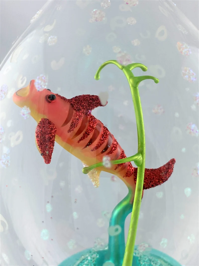 Kleiner roter Fisch
