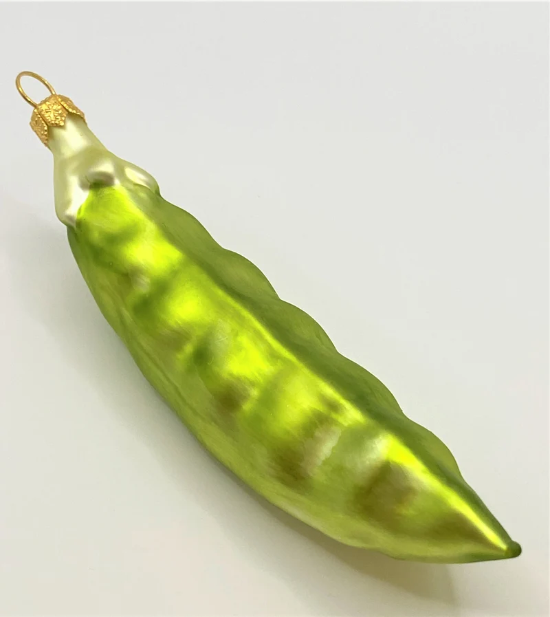 Grüne Erbsen in Schote