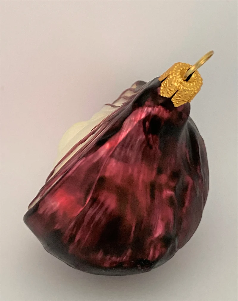 Halbe rote Zwiebel