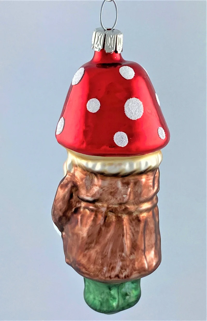 Zwerg mit Pilzhut