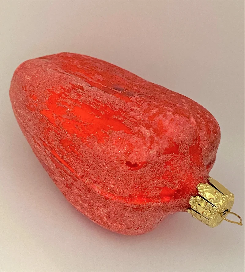 Rote Peperoni mit Glimmer