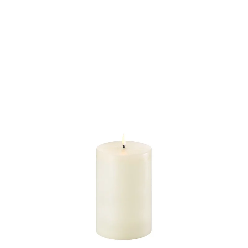 Uyuni LED Stumpenkerze, Ivory, 10,1 x 15,2 cm