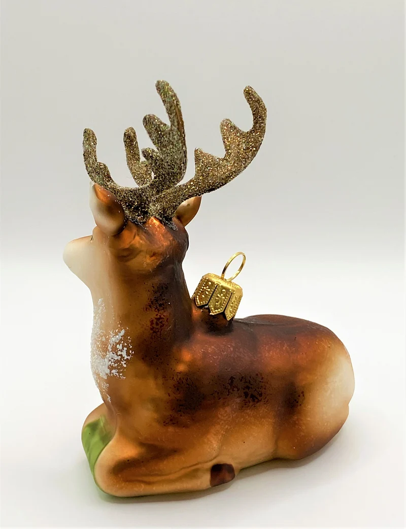 Liegender Hirsch