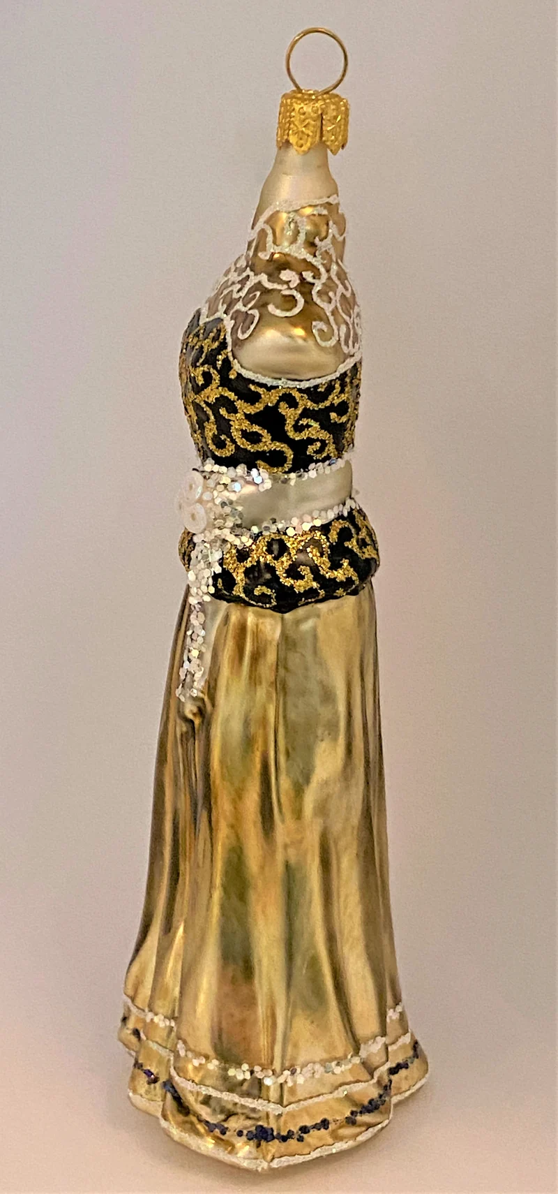 Langes schmales gold schwarzes Kleid